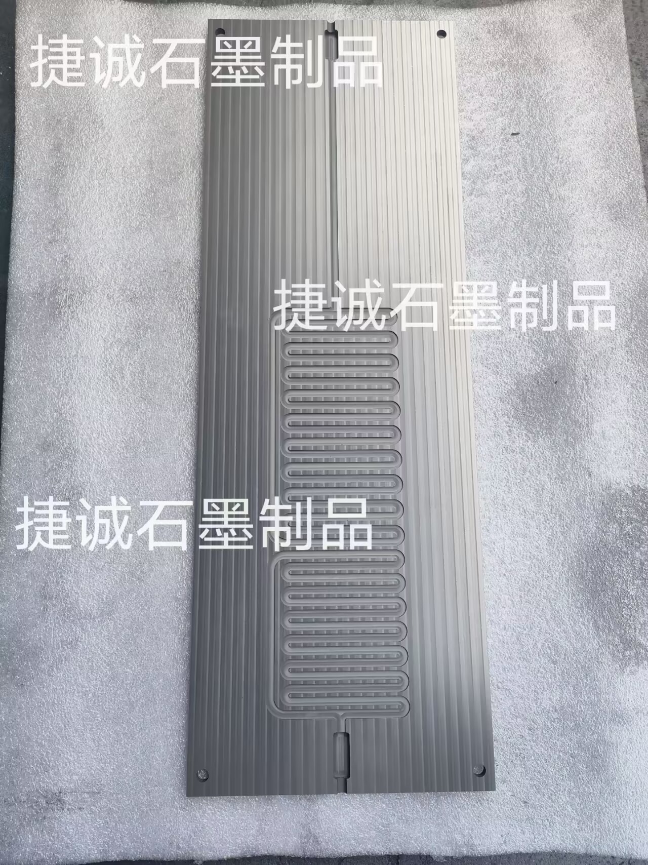 水冷板釬焊石墨模具，液冷板釬焊石墨模具，真空釬焊水冷板夾具，熱擴(kuò)散焊接石墨治具，銅基真空釬焊石墨模具，供應(yīng)鋁合金水冷板釬焊模具加工